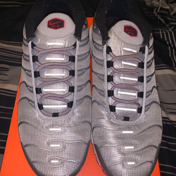air max plus silver bullet